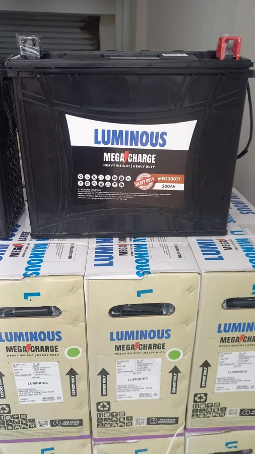 Luminous Mega Charge MEG300TT — model or manufacturer family photograph